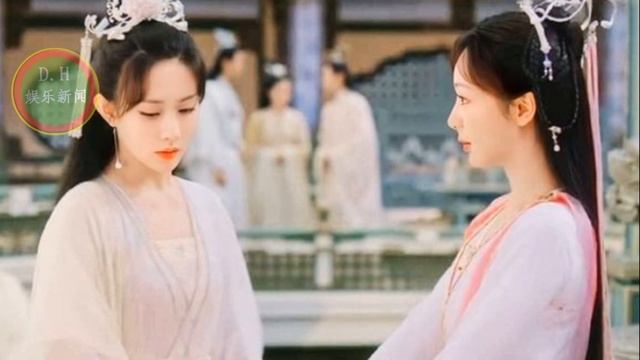 杨紫吃蛋糕风波后首发声：男演员李现朱一龙分享美食，网友 смотреть онлайн