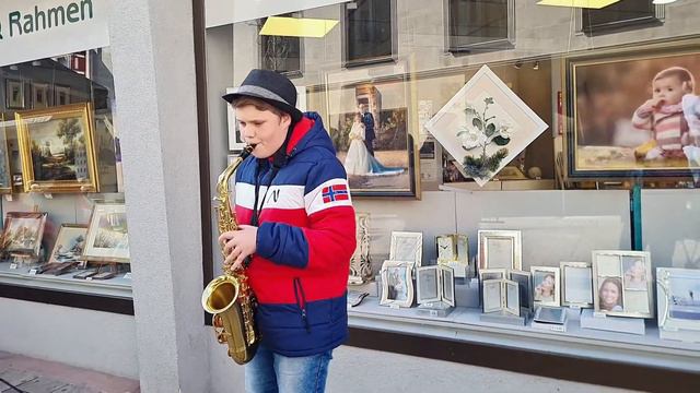 Perfect - Ed Sheeran (Sax Cover) смотреть онлайн