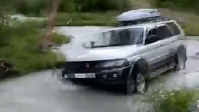 Актуру Pajero Sport,drz400