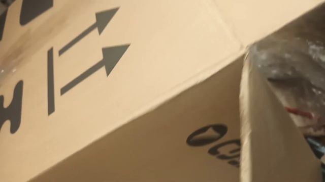 Вот так возит СДЭК. Угробили рассылку. смотреть онлайн