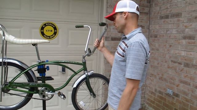 1968 Schwinn Stingray Deluxe - Campus Green смотреть онлайн