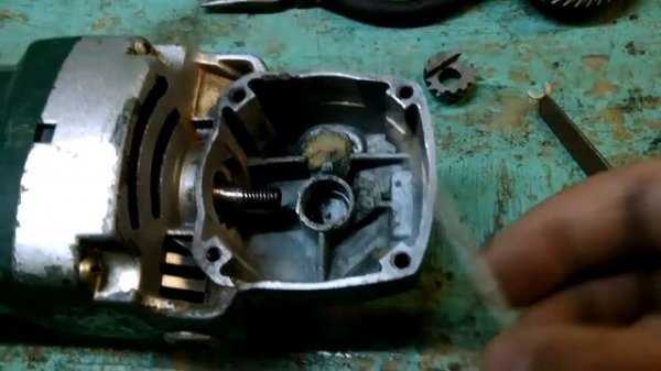 Ремонт болгарки DWT - 180 - SL