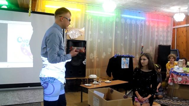 Ёлка 8-11 класс Новый 2019 год News School МБОУ СОШ №3 г Новоалтайск смотреть онлайн