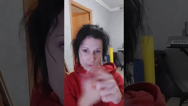 разговор о силе реакции опоры, действующей на нас во время движения (видео 1) смотреть онлайн