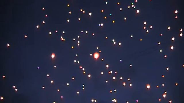 Запуск фонарей в Улун-удэ, 1 мая смотреть онлайн