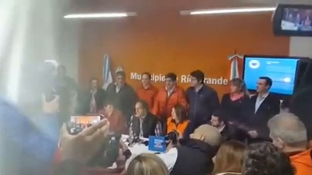 Visita de Scioli a TDF para apoyar a Bertone смотреть онлайн
