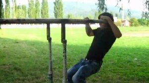 Брусья и турник дворовой спорт  качки упражнения