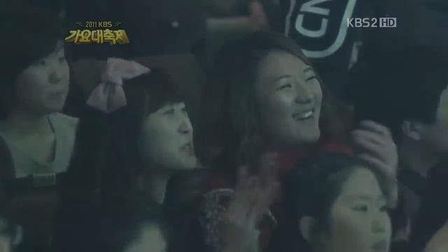 Lee Seung Gi - Passion + Na Na Na - KBS Gayo Daejun 30.12.2011 смотреть онлайн