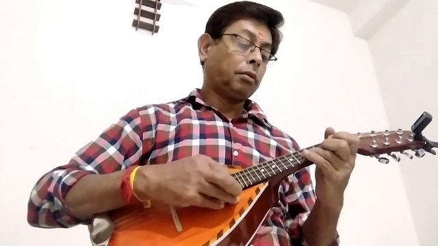 Song "Janaman Janaman Tera Do Nayan....."Mandoline Cover By Tarun Brahma смотреть онлайн