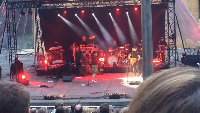 Caro Emerald - My 2 Cents (Live at Amsterdamse Bos 2019) смотреть онлайн