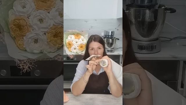 ??Махровый нарцисс из зефира?☘️от Карины Загоскиной смотреть онлайн