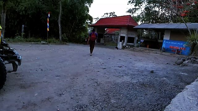 Silent journey to the Merapi Volcano Village, Java-Indonesia. смотреть онлайн