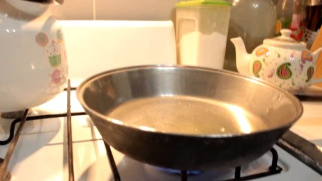 ФАРШИРОВАННЫЕ ПЕРЦЫ в Духовке!!!Очень Вкусный рецепт! Delicious stuffed peppers on the holiday tabl смотреть онлайн