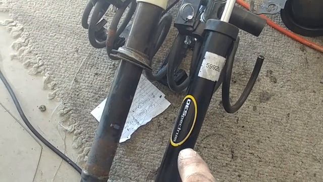 SAAB 9-5 rear-end sag repair смотреть онлайн