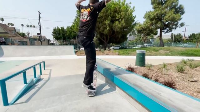 Brand New Los Angeles Skate Park @ZachDoelling смотреть онлайн