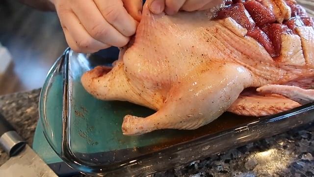 УТКА С ЯБЛОКАМИ В ДУХОВКЕ! УТКА РЕЦЕПТЫ НА НОВОГОДНИЙ СТОЛ!  МЕКСИКАНСАЯ КУХНЯ! утка в духовке