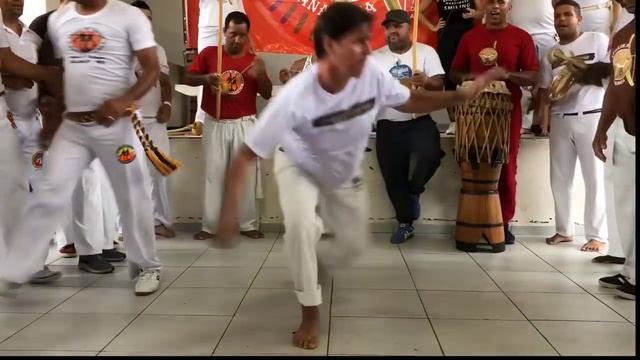 Roda do encontro internacional Capoeira Guanabara смотреть онлайн