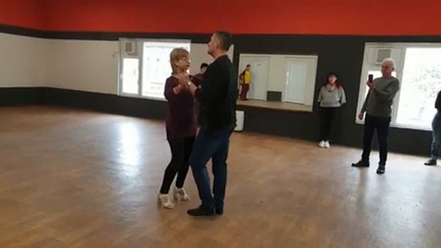 Кизомба 1 - Начинаещо ниво | Kizomba 1 - Beginner Level смотреть онлайн