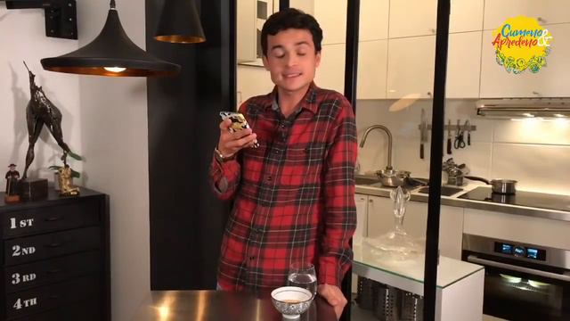 "CUMENO & APRENDENO" - Fazendo um Crème Brûlée ao vivo смотреть онлайн