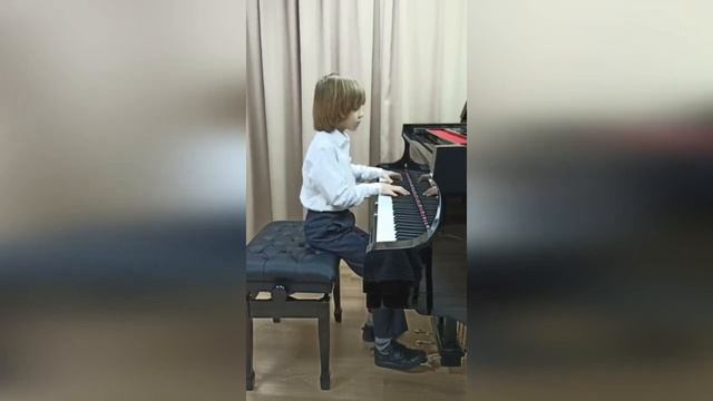 Осенняя пора! Очей очарованье!.mp4 смотреть онлайн