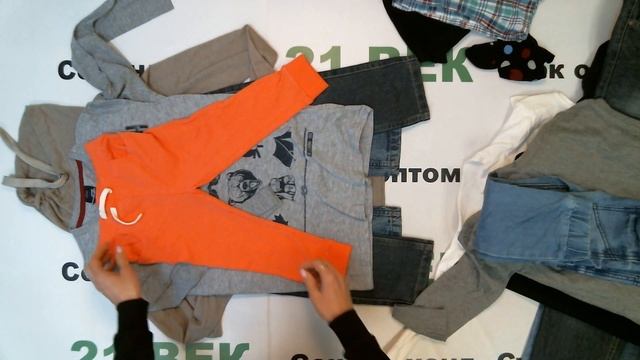 #5642 Детский Takko теплый сток цена 1200 руб за 1 кг. вес 8,1 кг/в лоте 39 шт/9720 руб/249 руб смотреть онлайн