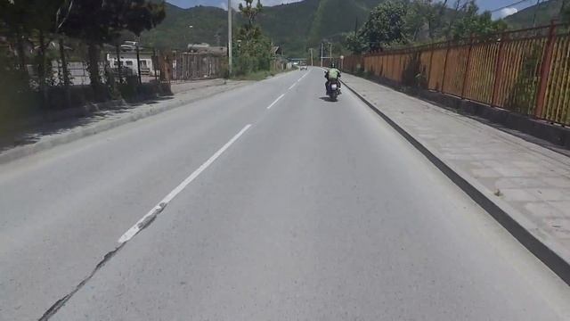 Suzuki GSXR K1 and Yamaha Fazer Lazy Ride Vol.1 смотреть онлайн