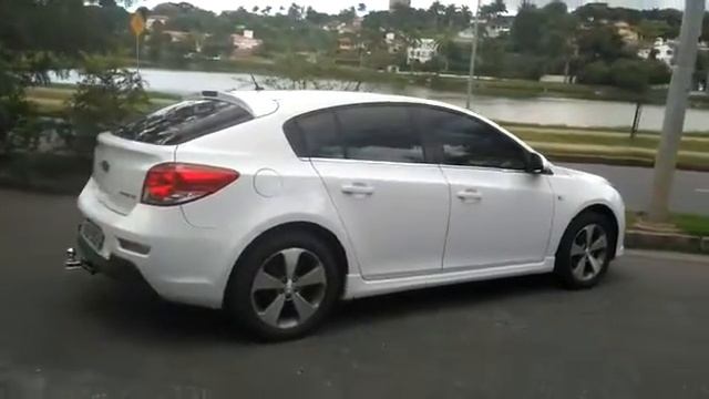 Chevrolet Cruze Hatch 1.8 16V CRUZE SPORT 6 LT R$ 64.000,00 смотреть онлайн