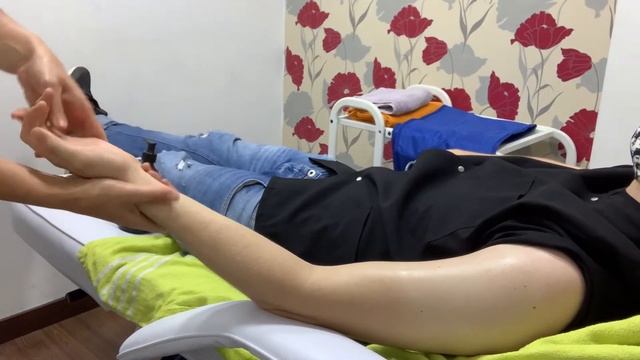 Уход за руками. Как делать массаж рук. смотреть онлайн