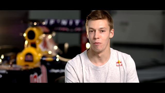 I am Daniil Kvyat смотреть онлайн