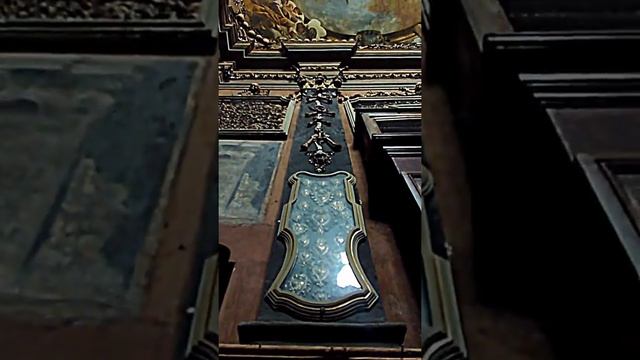 Церковь Сан Бернардино на костях смотреть онлайн