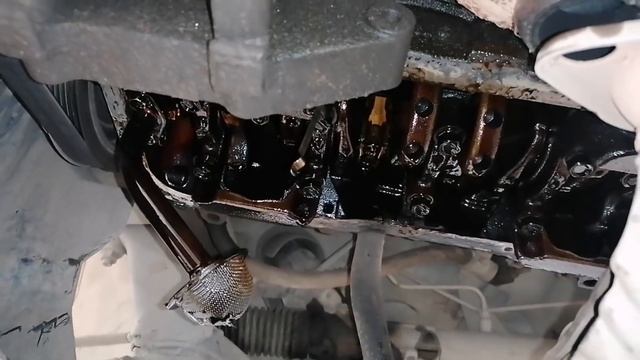 Nissan AD замена сальника коленвала со стороны АКПП. смотреть онлайн