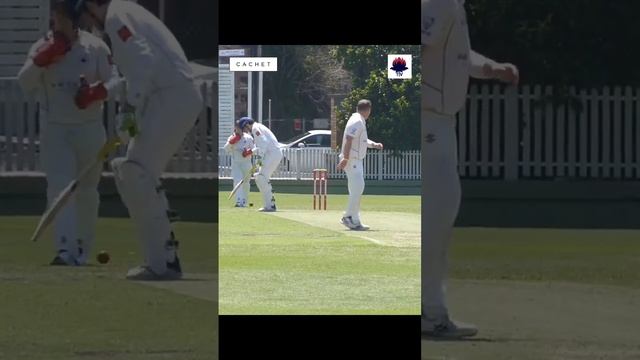 The old disappearing ball trick. Doesn’t look like fun #bleedblue смотреть онлайн