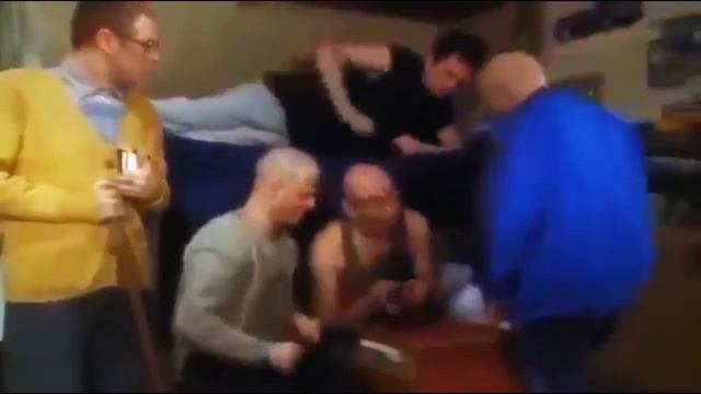 Как Петухов зашел в хату. Юмор на зоне смотреть онлайн