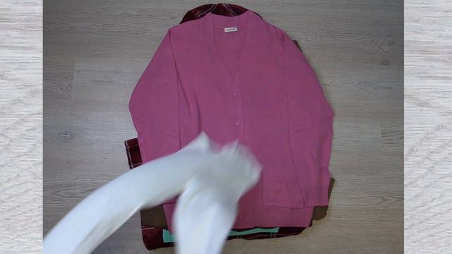 Лот 1364 - Микс бренда Damart /5.4 кг/21 шт/XS - 3XL смотреть онлайн