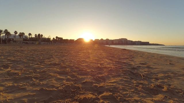 Испания, пляж, восход солнца....by xiaomi yi 1920x1080 Intra 25p . Spain, Salou смотреть онлайн