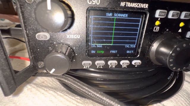 Cheap Balun + Xiegu G90 = Great SWR смотреть онлайн