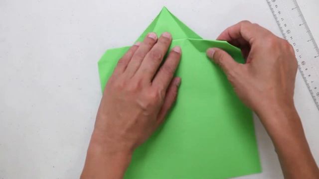 Origami SU-25 Sukhoi Jet Fighter Tutorial - Origami Fighters & Bombers смотреть онлайн