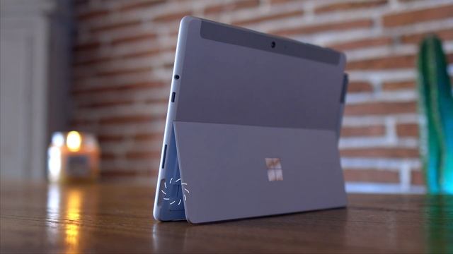 Microsoft Surface Go 2 REVIEW - Who is it for? (and should you buy it!?) смотреть онлайн