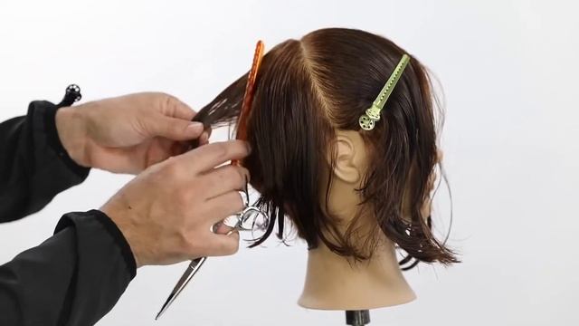 Стрижка Боб-каре с удлинением, А-образная. смотреть онлайн