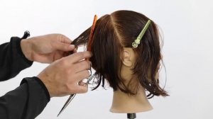 Стрижка Боб-каре с удлинением, А-образная.