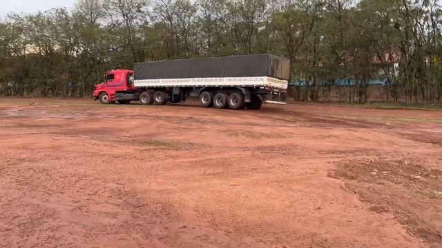 VOLVO 440 NA LS QUARTO EIXO ARQUEADO NA CAIXA - PRESSÃO NA ROÇA смотреть онлайн