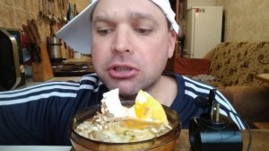 МУКБАНГ ЯИЧНИЦА с луком / ОБЖОР бигбон и сырокопчёная колбаса