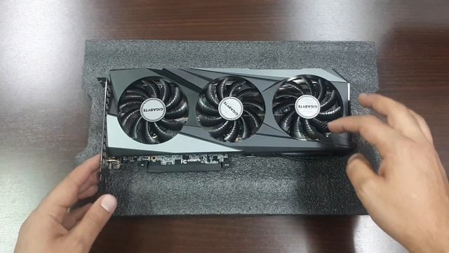 فتح صندوق ومراجعة كرت الشاشة GIGABYTE GeForce RTX 3060 Gaming OC 12G смотреть онлайн