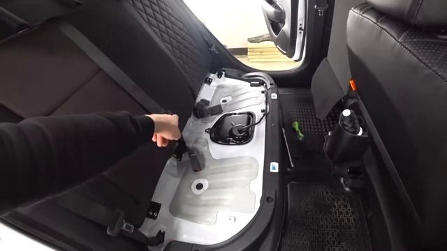 Чехлы на Киа Рио Х Лайн Динас ромб. Установка и обзор чехлов Dinas на Kia Rio X Line/