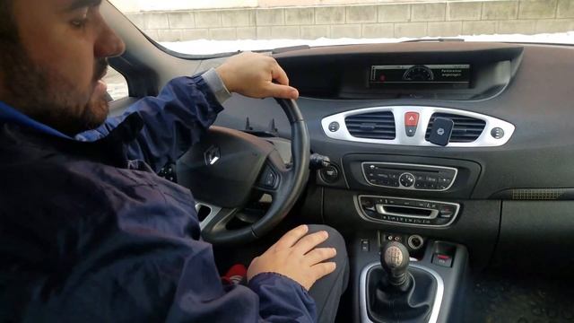 Engine shutdown without renault electric handbrake activation (Dezactivare frana automata renault смотреть онлайн