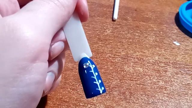 Дизайн ногтей с камнями. смотреть онлайн