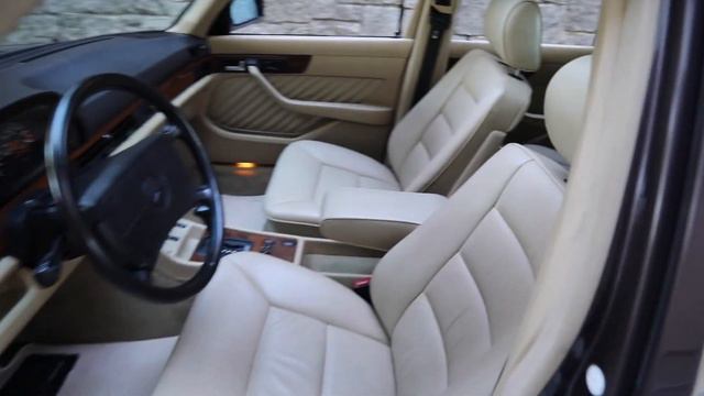 1991 Mercedes Benz W126 300SE For Sale