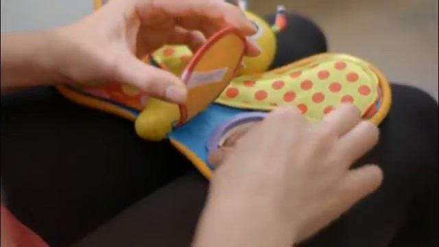 Lamaze Vlindertje Wie Ben Ik? TOMY смотреть онлайн