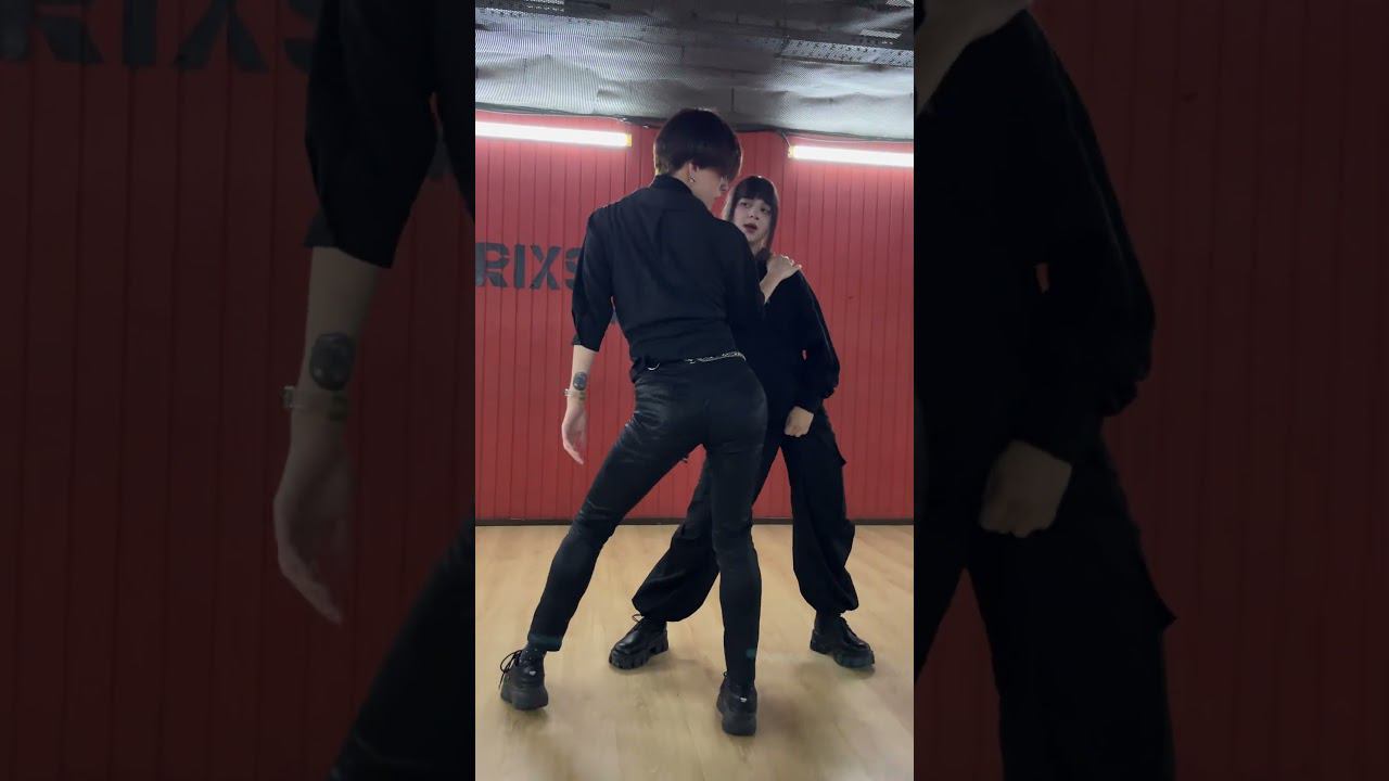 Back For More TXT Ft. Anitta #shorts #kpopdance #anitta #YEONJUN #BackForMoreChallenge