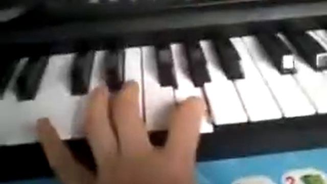 Песня маленькой ёлочке смотреть онлайн